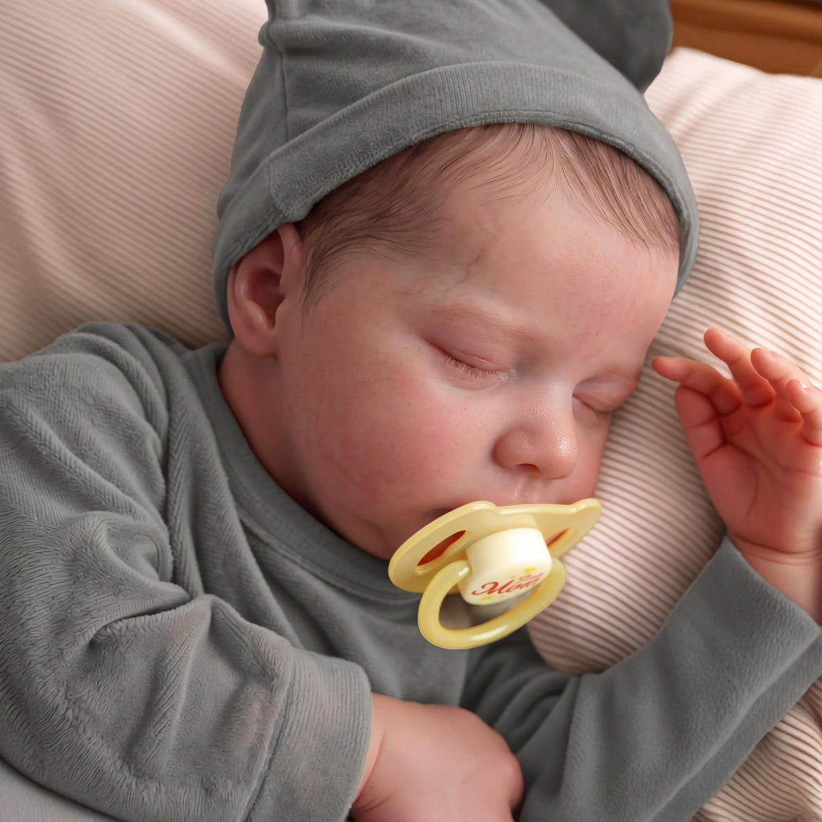 20 Inch Realistic Newborn Baby Doll with Poseable Body D4211