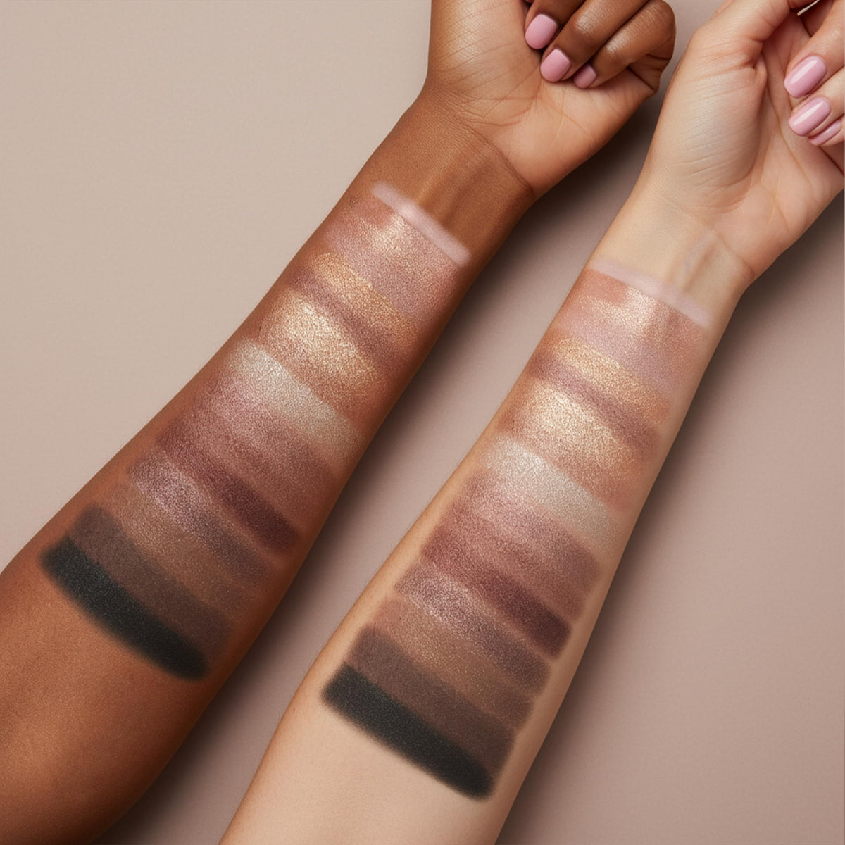 16 Soft Nude Shimmer & Matte Eyeshadow Palette U942950