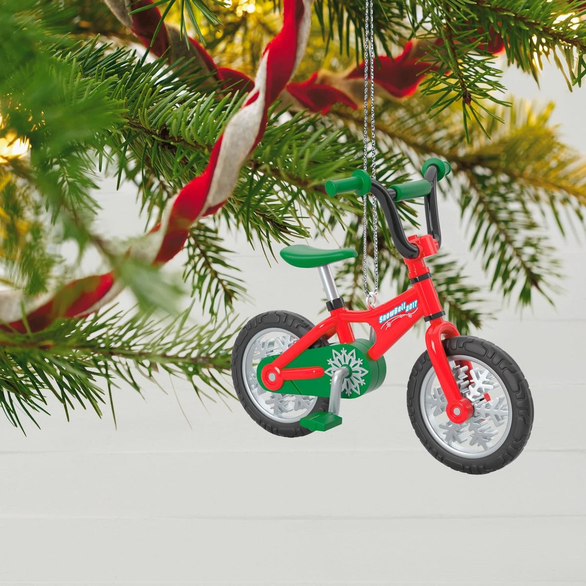 Christmas Ornaments C8793